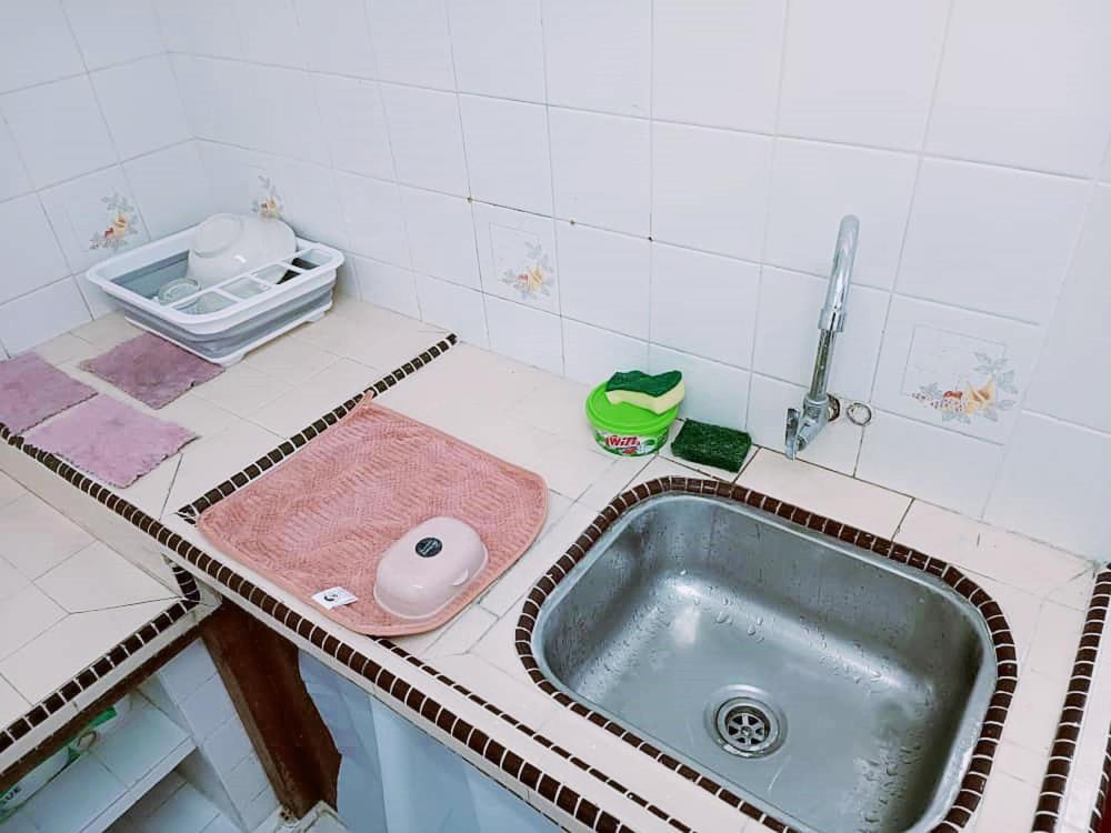 Jo-Rumah 3 Bedroom Apartment Jelutong Georgetown Penang Free Wifi Exterior photo
